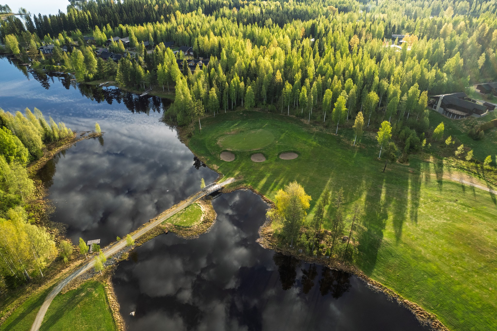 Lake & Forest golfkenttä